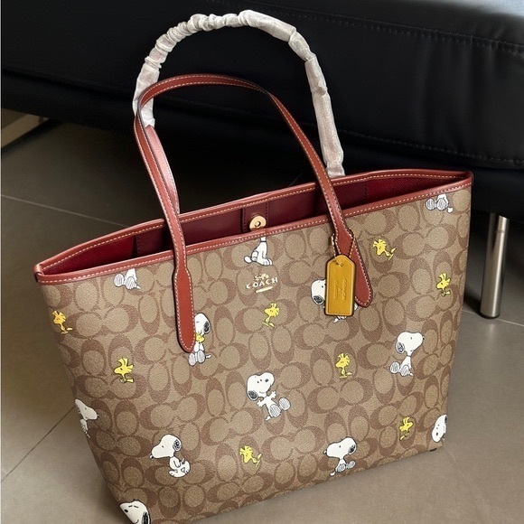 NWT Coach Snoopy Woodstock City Tote - Picture 7 of 7